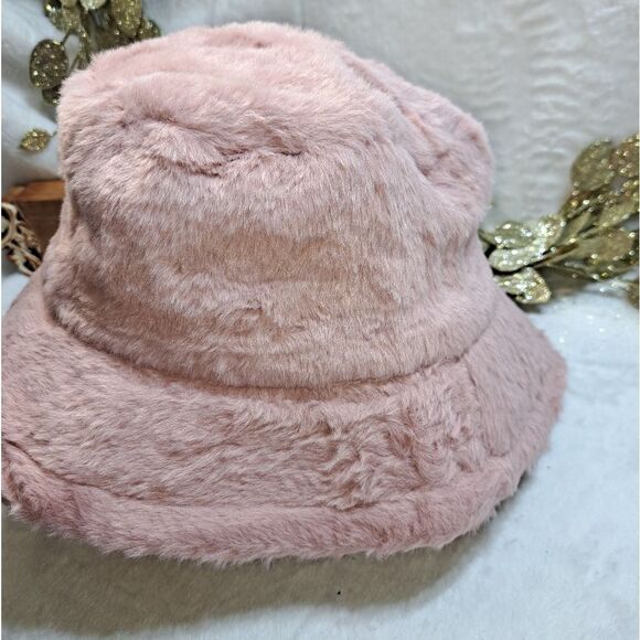 PINK Drawstring Bucket Hat FUZZY Wuzzy in Pink - Picture 6 of 8